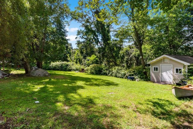 238 Chestnut St, Rehoboth, MA 02769