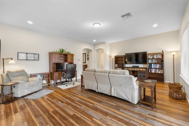 4689 Lluvia Encantada, Santa Fe, NM 87507