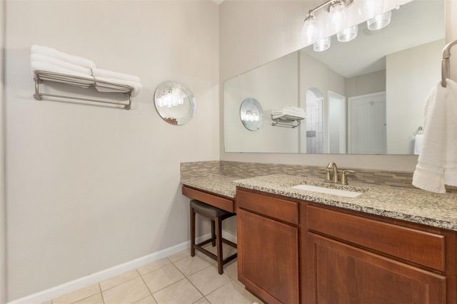 4689 Lluvia Encantada, Santa Fe, NM 87507