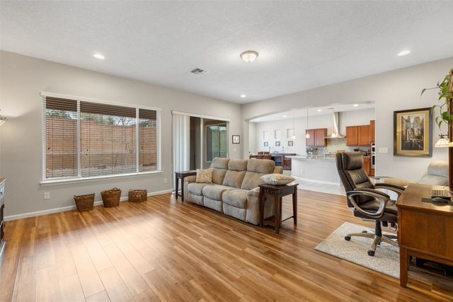 4689 Lluvia Encantada, Santa Fe, NM 87507