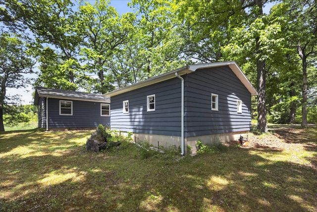 5770 W Us Highway 12, Buchanan, MI 49107
