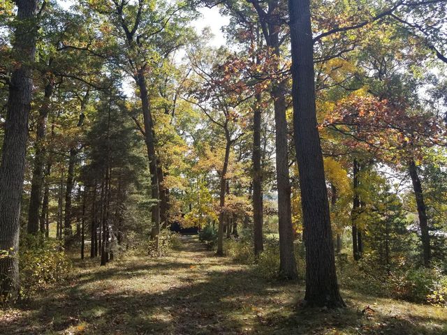 5770 W Us Highway 12, Buchanan, MI 49107