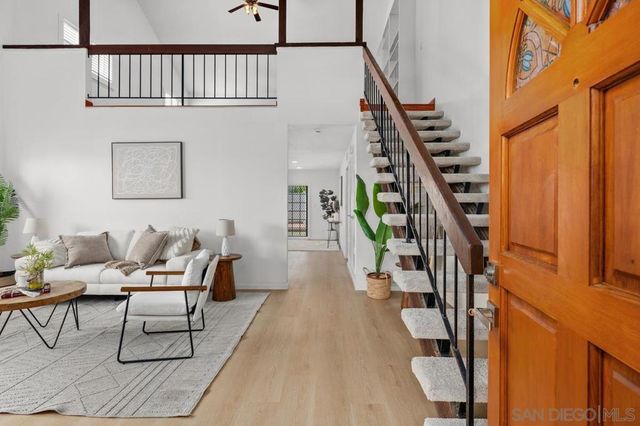 8654 Ara Pl, San Diego, CA 92126