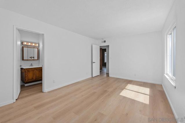 8654 Ara Pl, San Diego, CA 92126