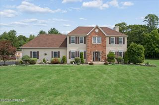 5 Hartnett Way, Clarksburg, NJ 08510