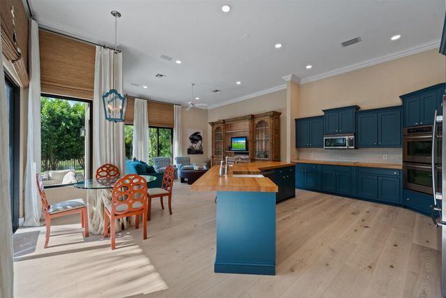 2911 Bent Cypress Road, Wellington, FL 33414