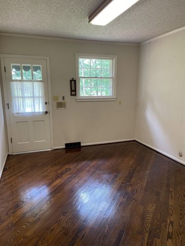 133 Sequoia Dr, Clarksville, TN 37043