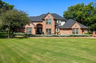 10020 Flight Plan Drive, Granbury, TX 76049