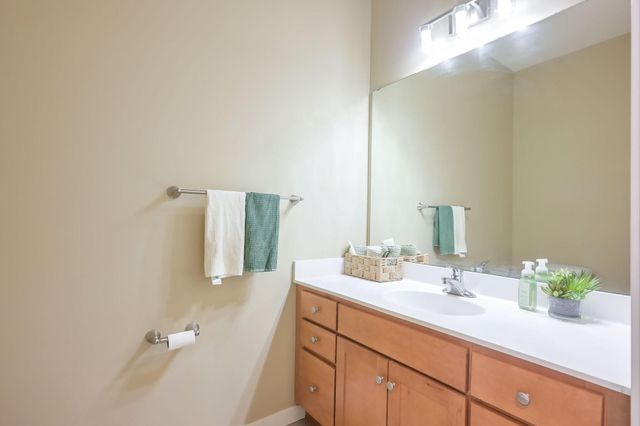 1070 Grandview Court NE 119, Columbia Heights, MN 55421