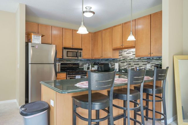 1070 Grandview Court NE 119, Columbia Heights, MN 55421