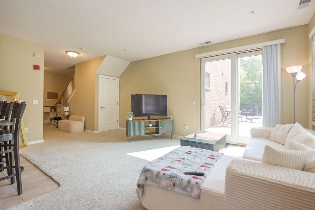 1070 Grandview Court NE 119, Columbia Heights, MN 55421 — photo 5