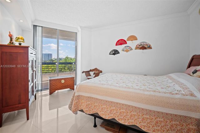 19101 NE 36th Ct 504, Aventura, FL 33180