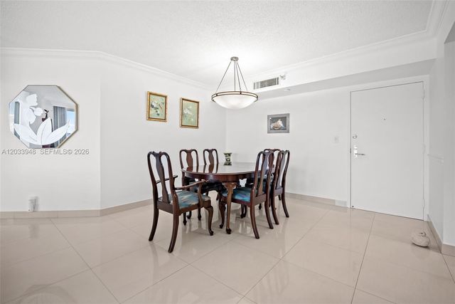 19101 NE 36th Ct 504, Aventura, FL 33180