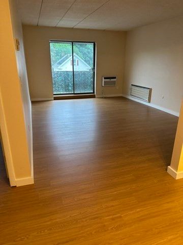 90 High St 309, Dedham, MA 02026