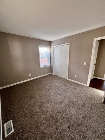 3812 SW Lido Drive, Lee's Summit, MO 64082