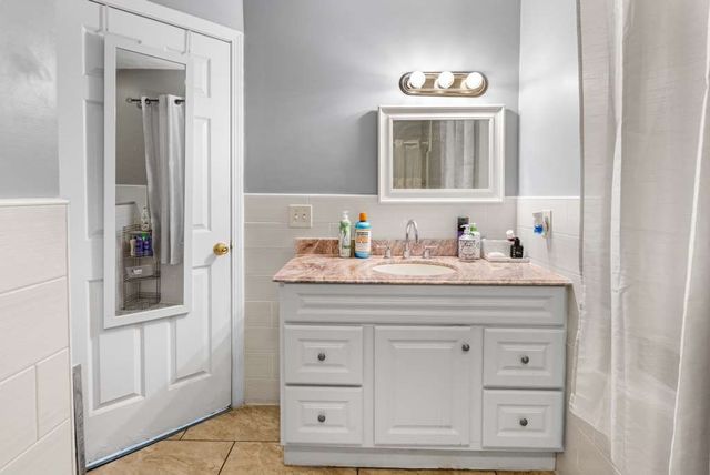 42 Burnside Street, Providence, RI 02905