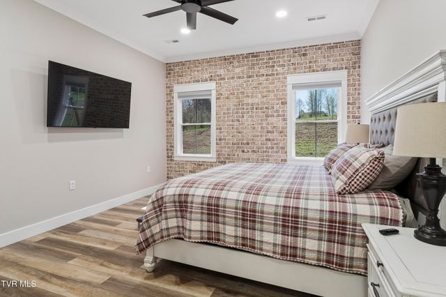165 Old State Route 34, Jonesborough, TN 37659