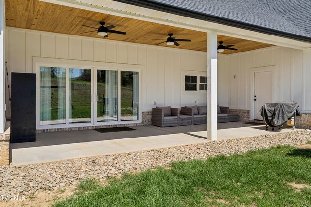 165 Old State Route 34, Jonesborough, TN 37659