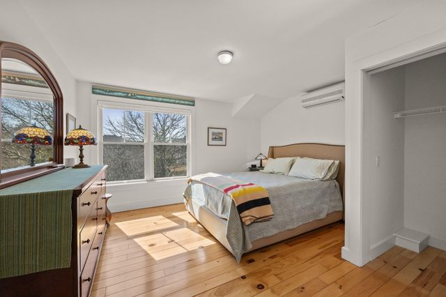 8 Meadow Road U6, Provincetown, MA 02657