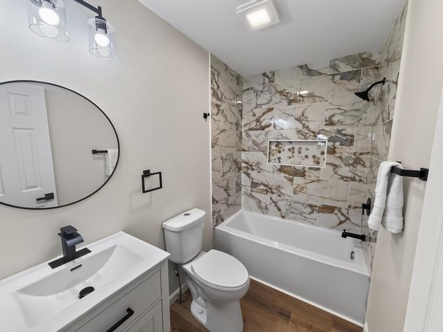 806 S Kenmore Street, South Bend, IN 46619