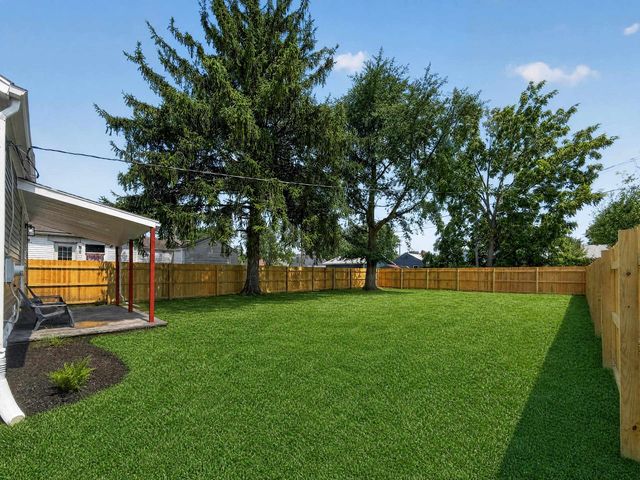 806 S Kenmore Street, South Bend, IN 46619