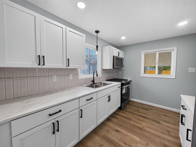 806 S Kenmore Street, South Bend, IN 46619