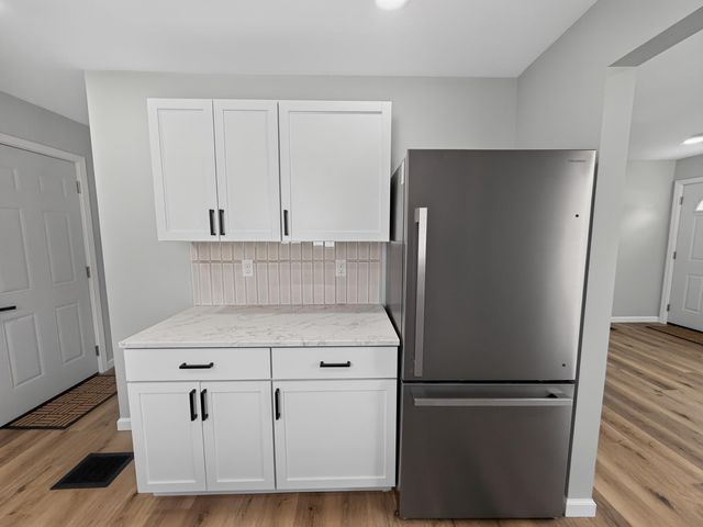 806 S Kenmore Street, South Bend, IN 46619