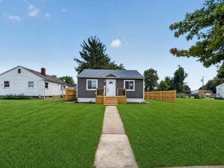 806 S Kenmore Street, South Bend, IN 46619