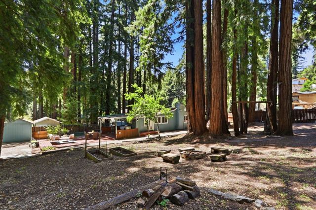 825 Creek Drive, Boulder Creek, CA 95006