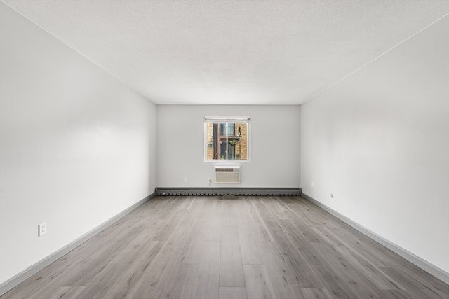 345 Pawtucket Blvd 14, Lowell, MA 01854