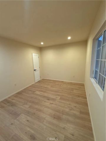 7879 Claybeck Avenue, Sun Valley, CA 91352