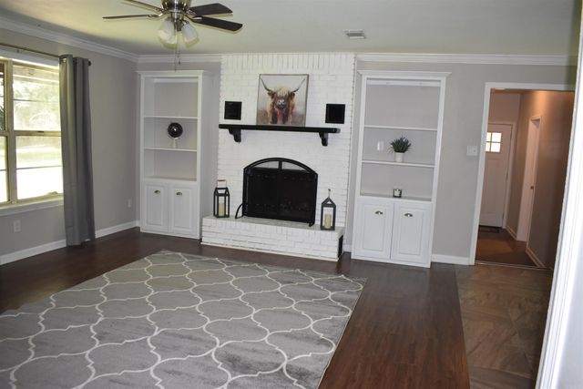 4316 S Glover Drive, Pine Bluff, AR 71601