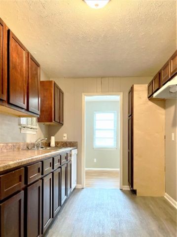 3644 SUZANNE DR, Memphis, TN 38127