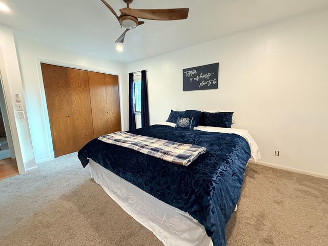 300 S Cedarbrook Drive, Monett, MO 65708