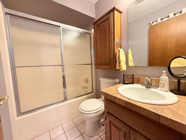 300 S Cedarbrook Drive, Monett, MO 65708