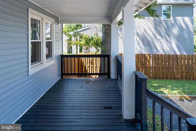 131 W FRANKLIN AVE, Pennington, NJ 08534