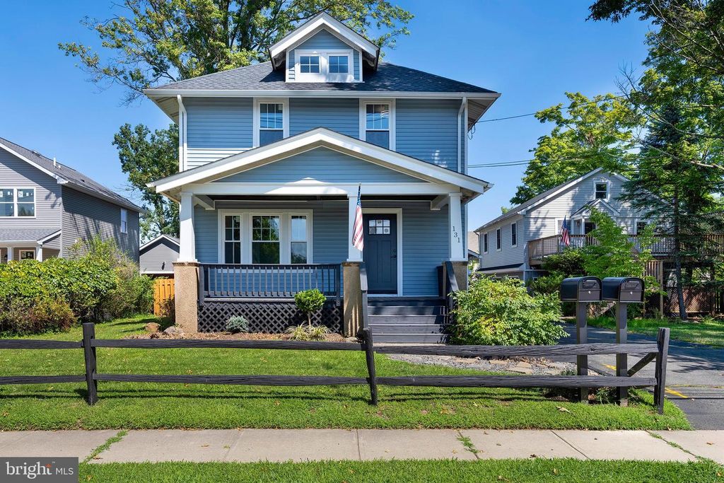 131 W FRANKLIN AVE, Pennington, NJ 08534