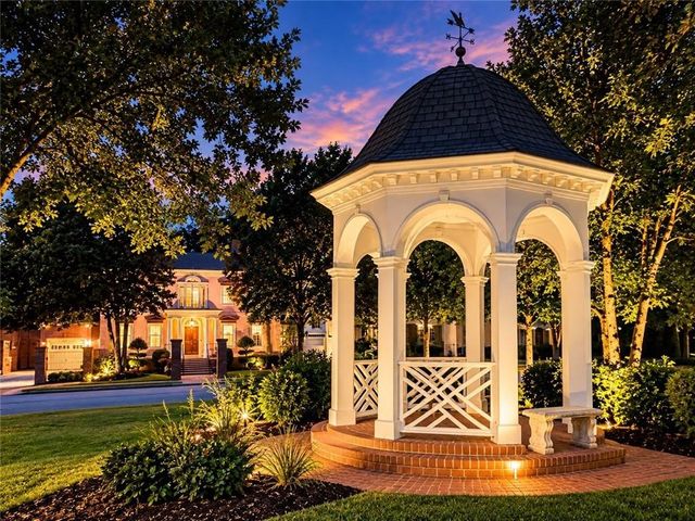 3958 Muirfield Square, Duluth, GA 30096