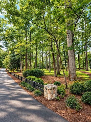 3958 Muirfield Square, Duluth, GA 30096