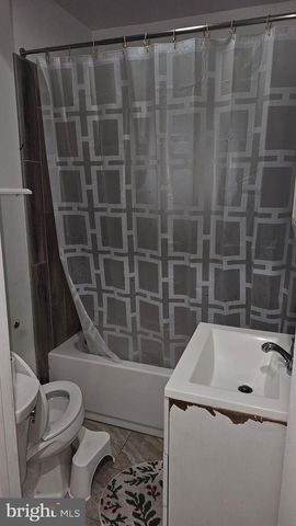 4731 ROSEHILL ST, Philadelphia, PA 19120