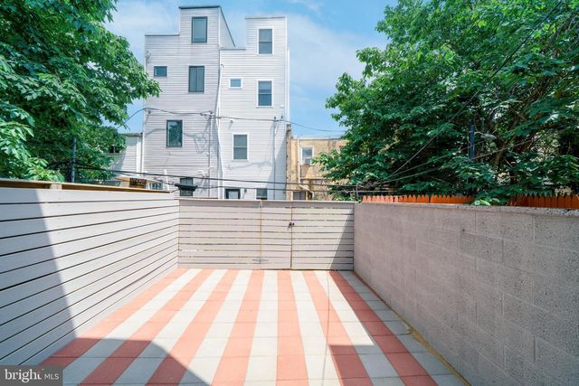 1221 S 24TH ST, Philadelphia, PA 19146