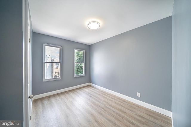 1221 S 24TH ST, Philadelphia, PA 19146