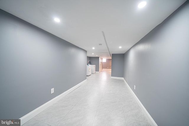 1221 S 24TH ST, Philadelphia, PA 19146