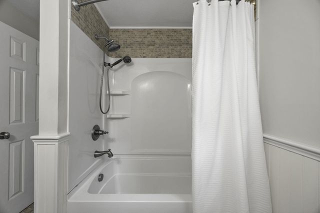 14 Jeannes Way, Forestdale, MA 02644