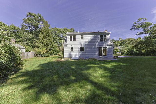 14 Jeannes Way, Forestdale, MA 02644