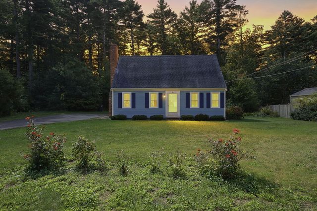14 Jeannes Way, Forestdale, MA 02644