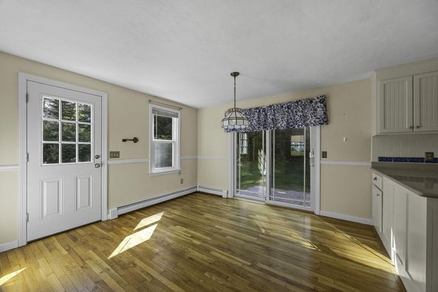 14 Jeannes Way, Forestdale, MA 02644