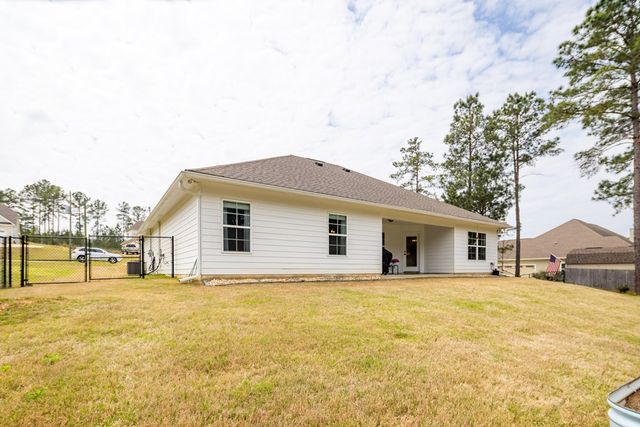 160 Lee Road 2208, Salem, AL 36874