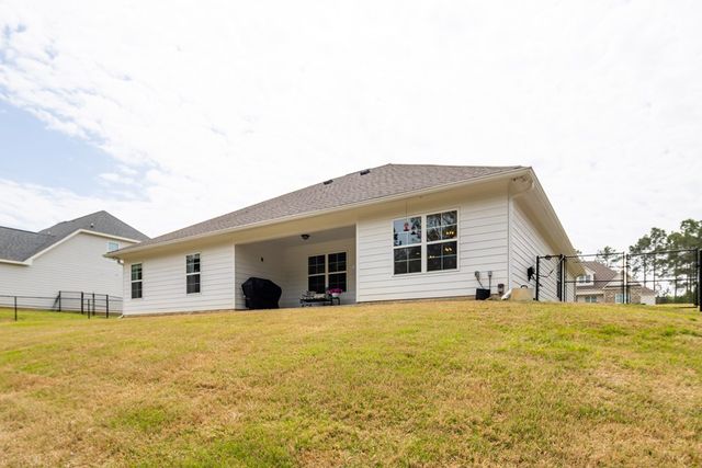 160 Lee Road 2208, Salem, AL 36874