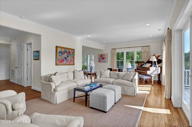 6428 Shinn Creek Lane, Wilmington, NC 28409